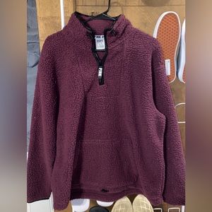Maroon half zip Sherpa VS Pink